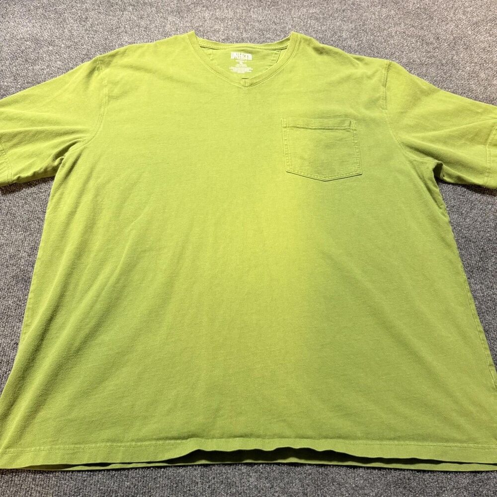 Duluth Trading Co Shirt Mens XL Green Longtail T V Neck Pocket Tee Tagless